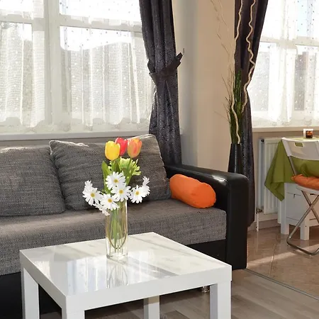 Apartment Gemutliches Mit Balkon *