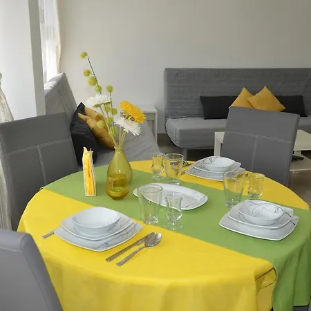 Gemutliches Mit Balkon Apartment Maria Enzersdorf
